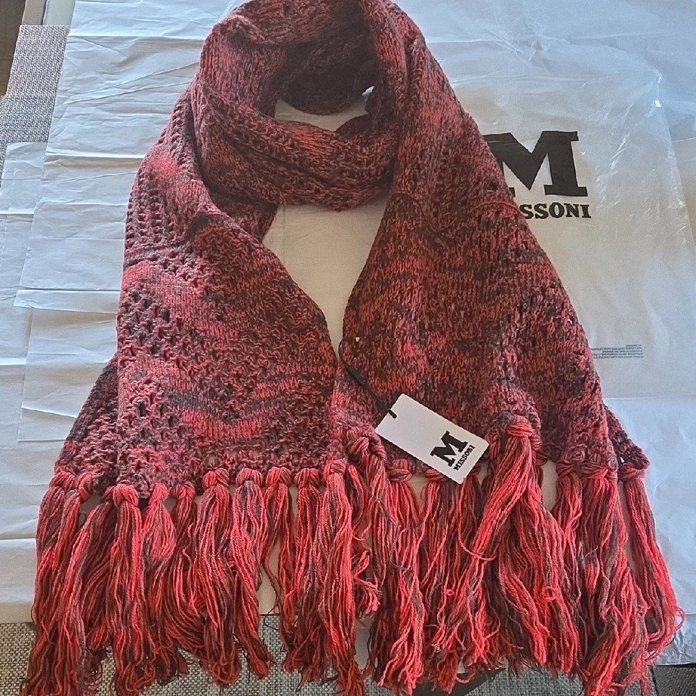Missoni Coral-Red Knit Fringe Scarf - NWT - Picture 3 of 9